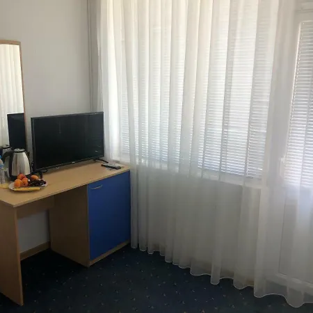 ゲストハウス Rai 4*